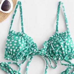 ZAFUL Ditsy Floral Frilled Tie Front String Top Bikini Swimwear - Green L